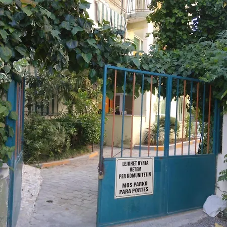 Appartament Golem (Tirana)